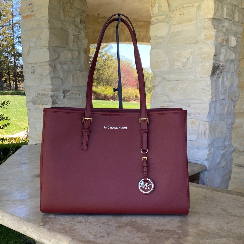 NWT Michael Kors LG EW Leather tote handbag - Picture 1 of 10
